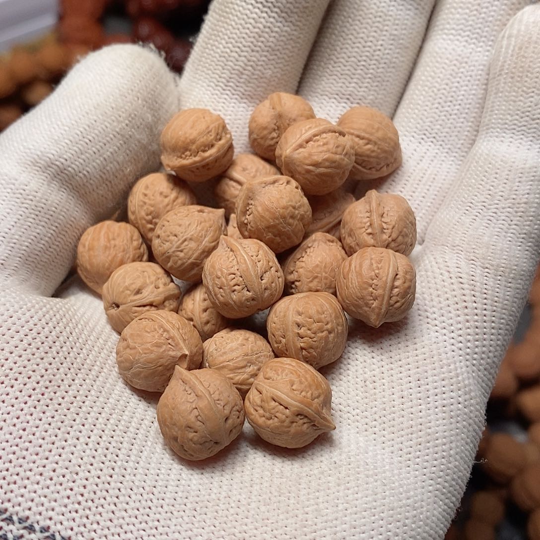 文玩核桃吊坠一***小13方肚