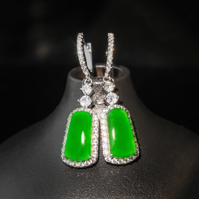 【小胖甄选】天然A货翡翠无事牌耳钉满绿轻奢气质高级感-多样性发