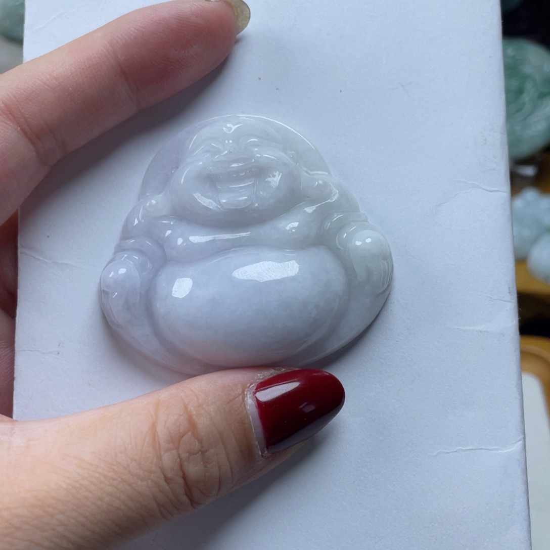 翡翠颈饰未镶嵌沐****O