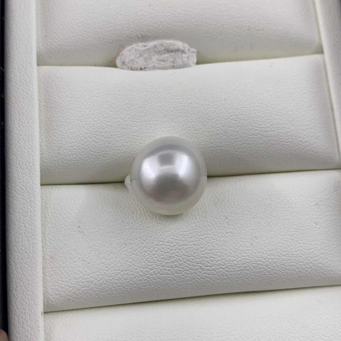 未镶嵌澳白海水珍珠13-14mm近圆特价