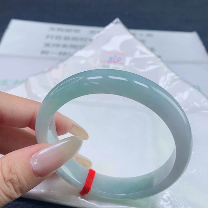 翡翠未镶嵌手镯5657