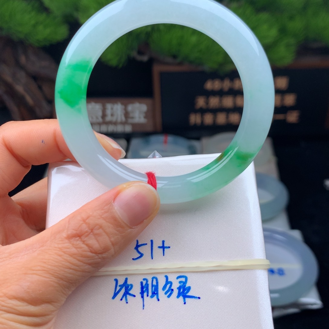 翡翠手镯未镶嵌小*羊手镯分单