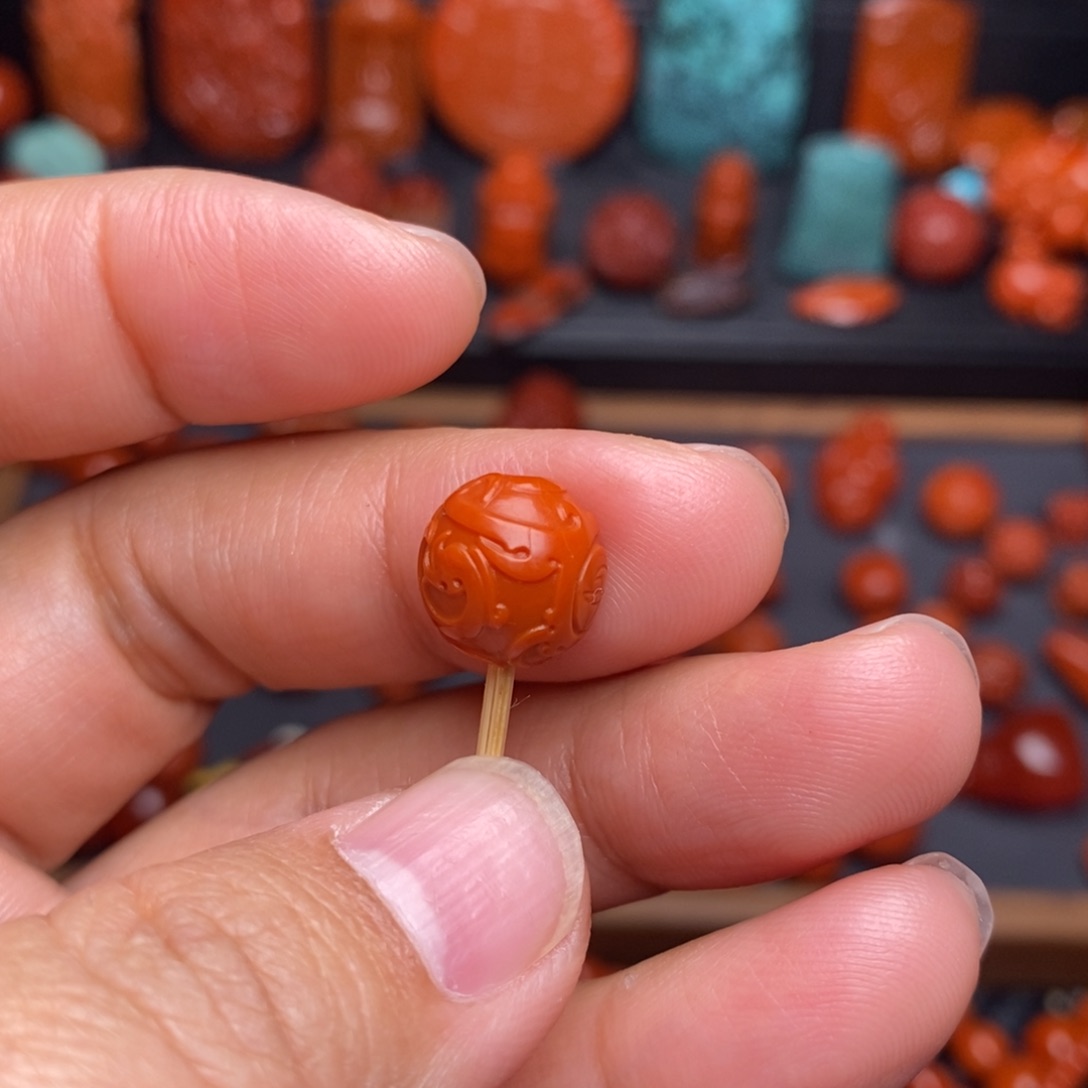 南红玛瑙配饰未镶嵌烟*?配饰