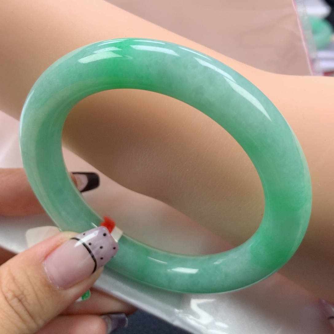 翡翠手镯未镶嵌56➕