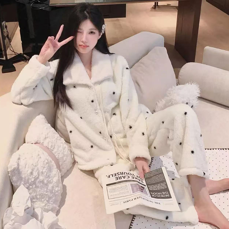 秋冬新款波点长毛绒睡衣气质优雅加厚保暖亲肤舒适女长袖套装3073