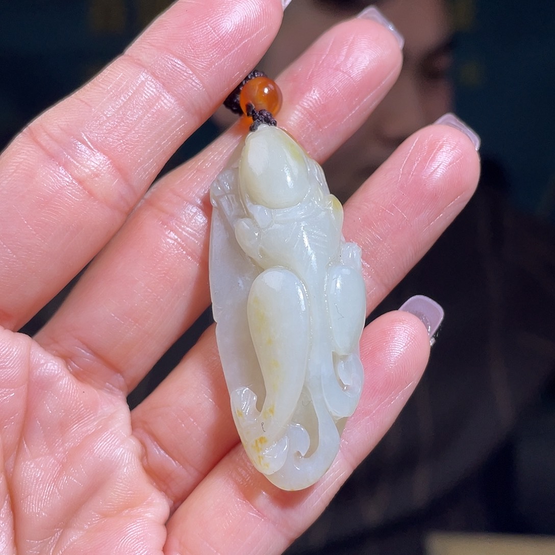 和田玉颈饰未镶嵌