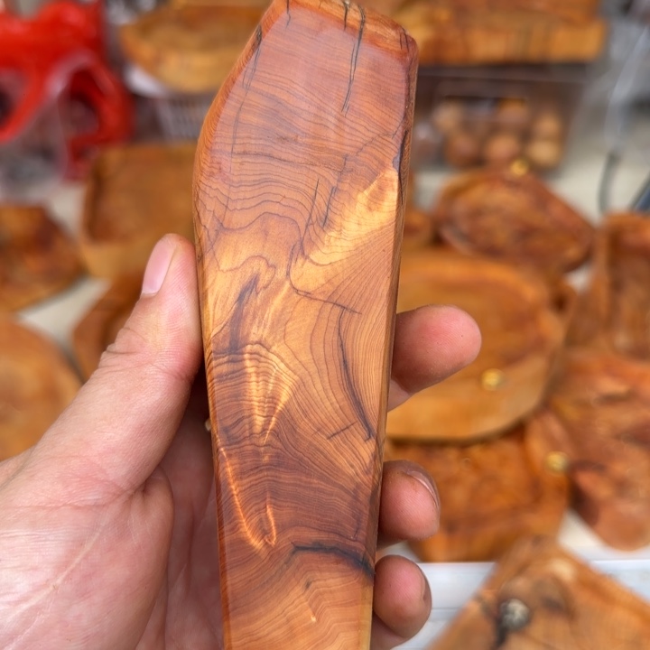 柏木（崖柏）其他随性1号品香有裂