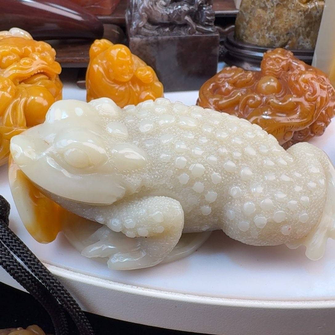 老挝石小精品手把件