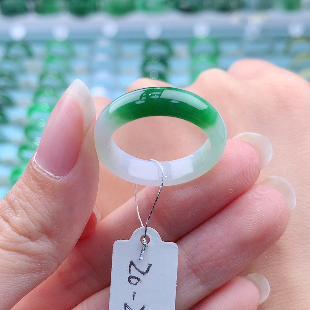 翡翠戒指未镶嵌C**i缅甸翡翠A货