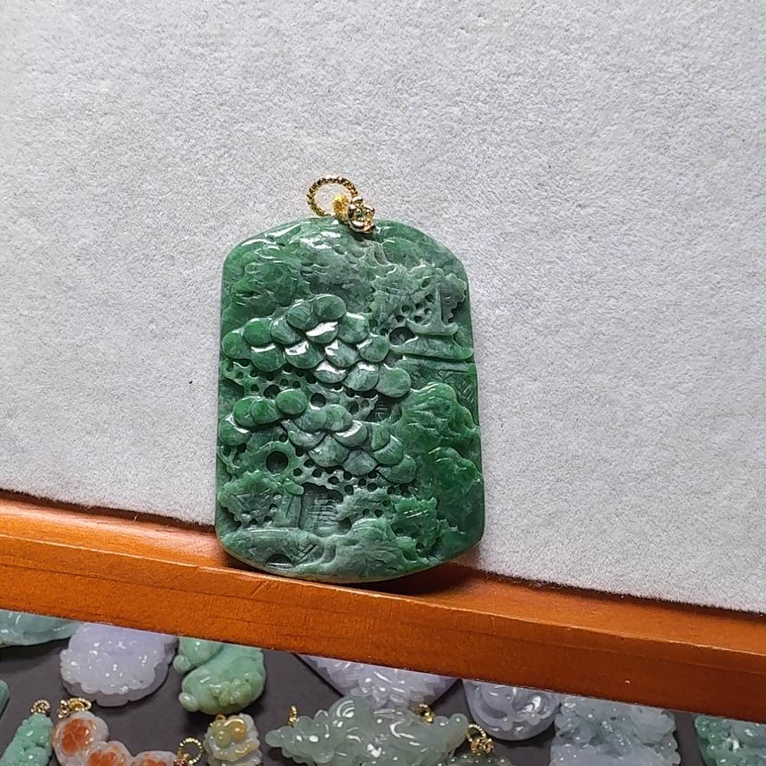 吊坠(赠链)未镶嵌翡翠