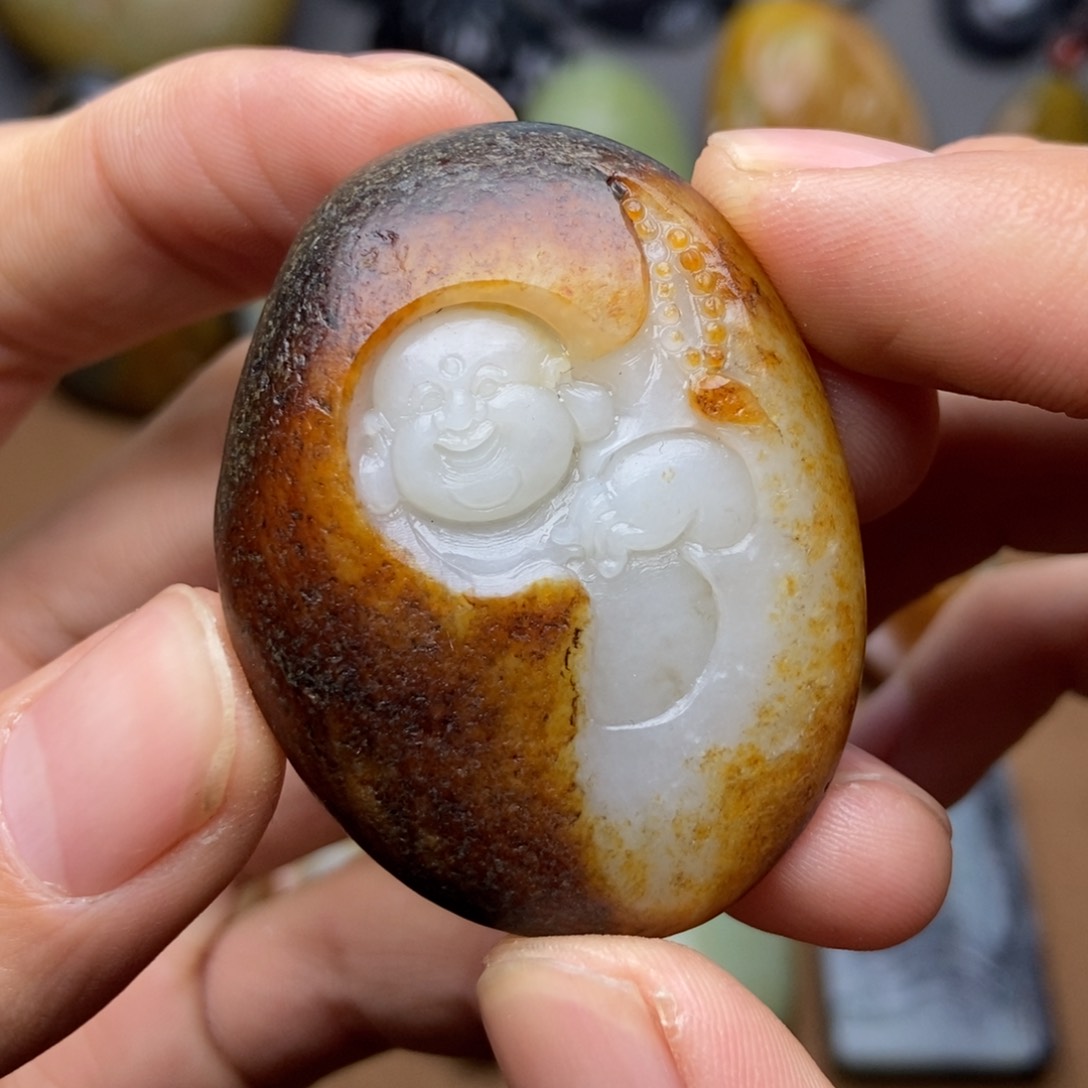 和田玉颈饰未镶嵌