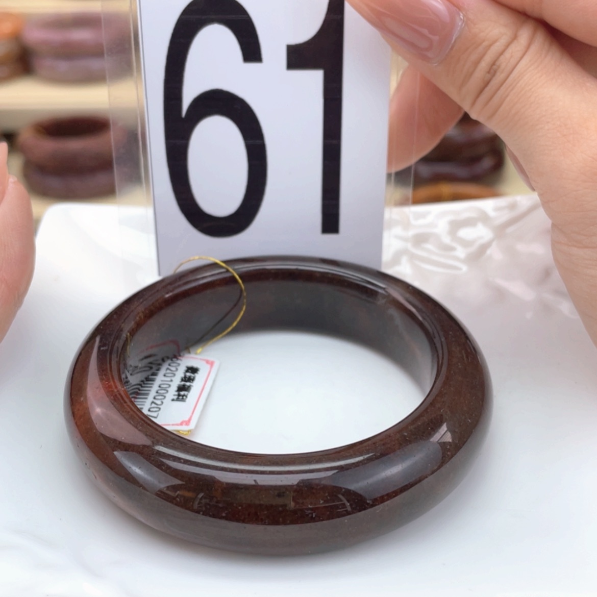 【闪购商品】石英质玉手镯未镶嵌