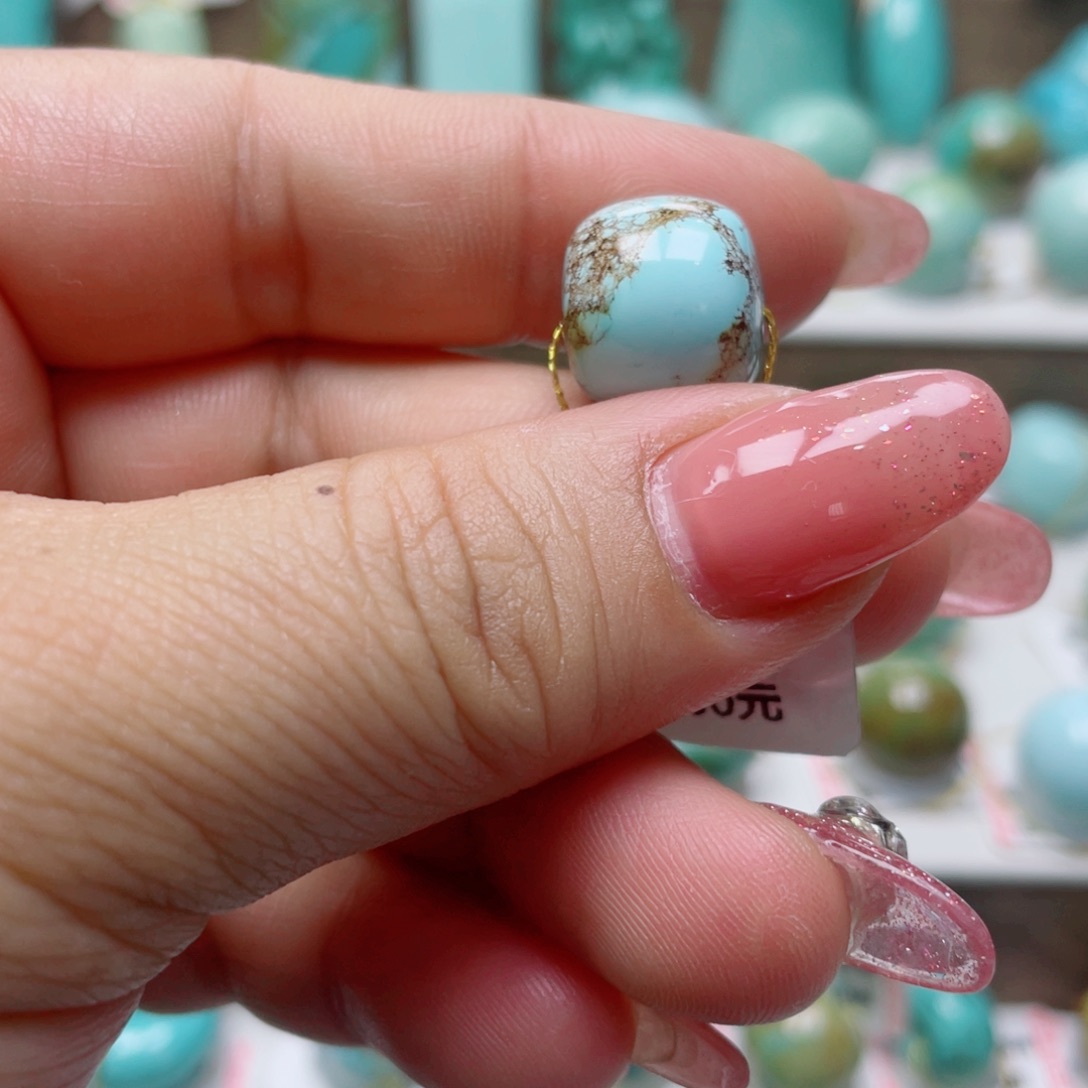 绿松石未镶嵌摆件