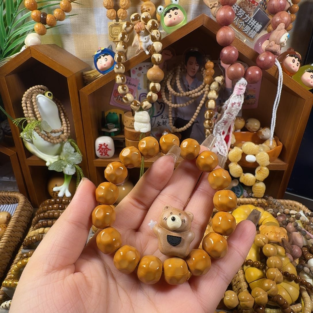 全***歌猴头核桃吊坠奶酪+小熊