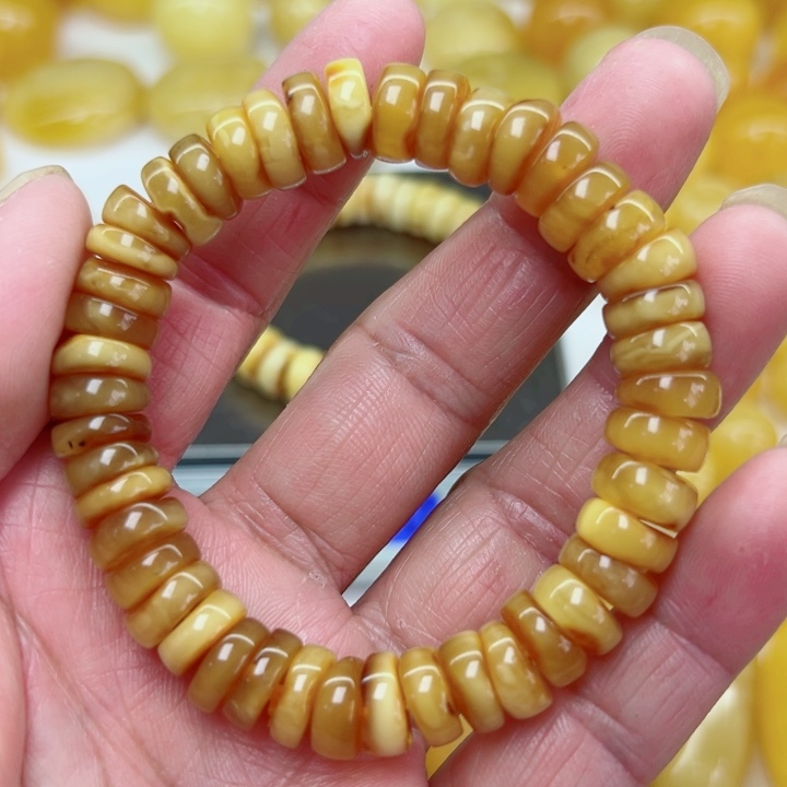 琥珀（矿物珀）未镶嵌裸石