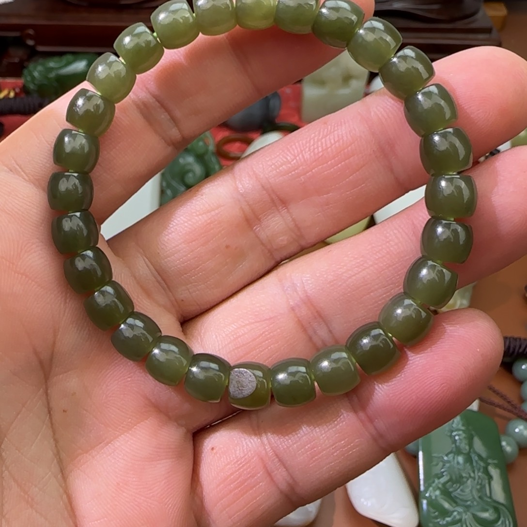 未镶嵌和田玉（糖玉）手链