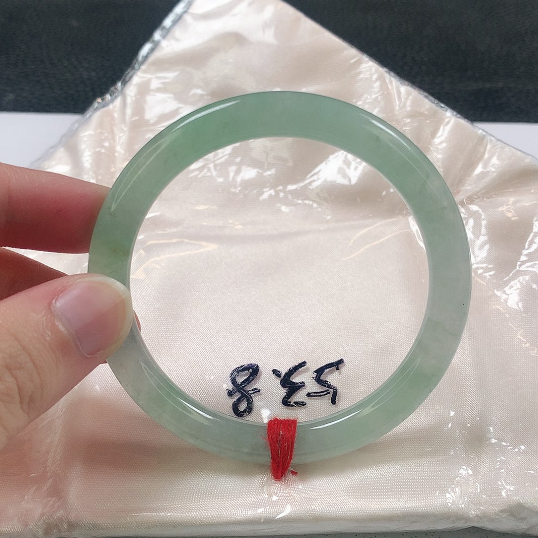 未镶嵌手镯（圆镯）翡翠310