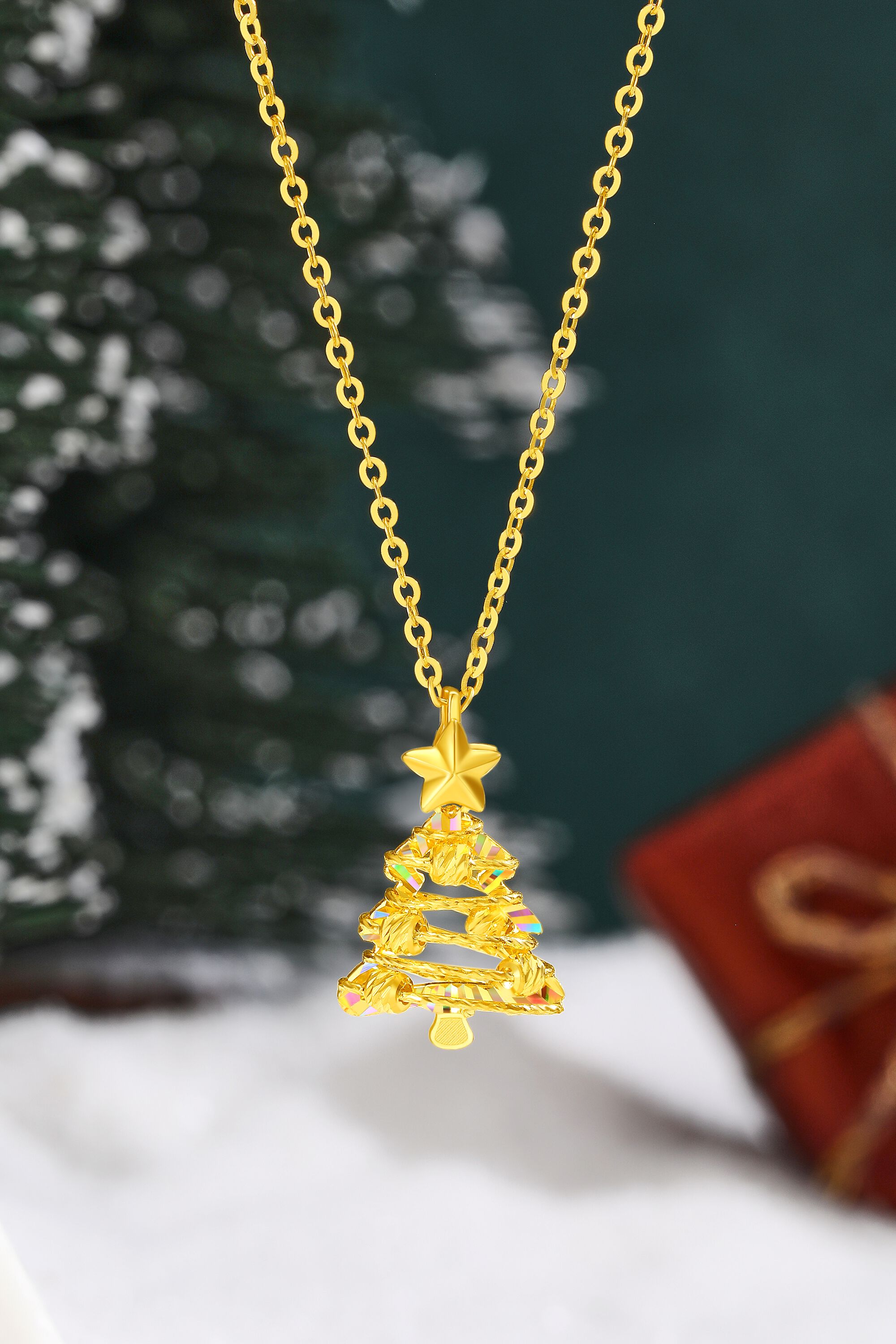 Chow Tai Seng/周大生足金炫彩圣诞树吊坠双旦送女友礼物好礼