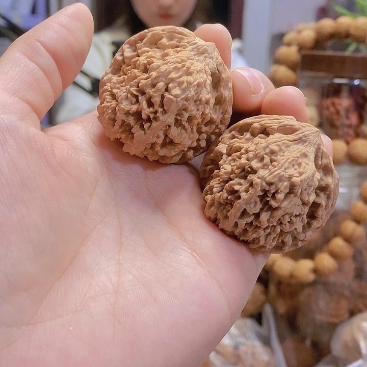 【闪购商品】文玩核桃把件41满天星油