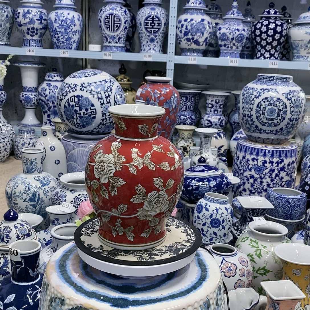 【闪购商品】摆件石榴瓶瓷器………………………………