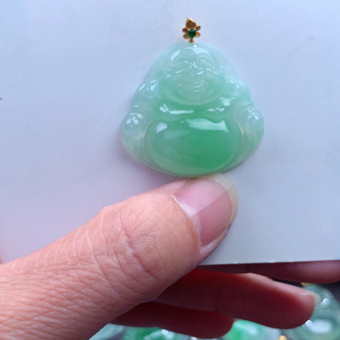 翡翠吊坠(不含链)18K金镶嵌