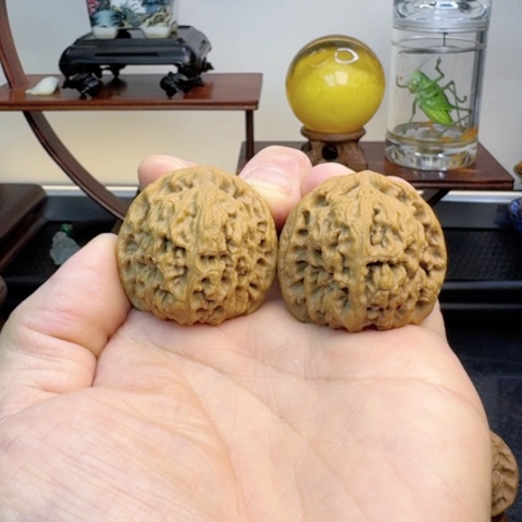 文玩核桃吊坠南将石