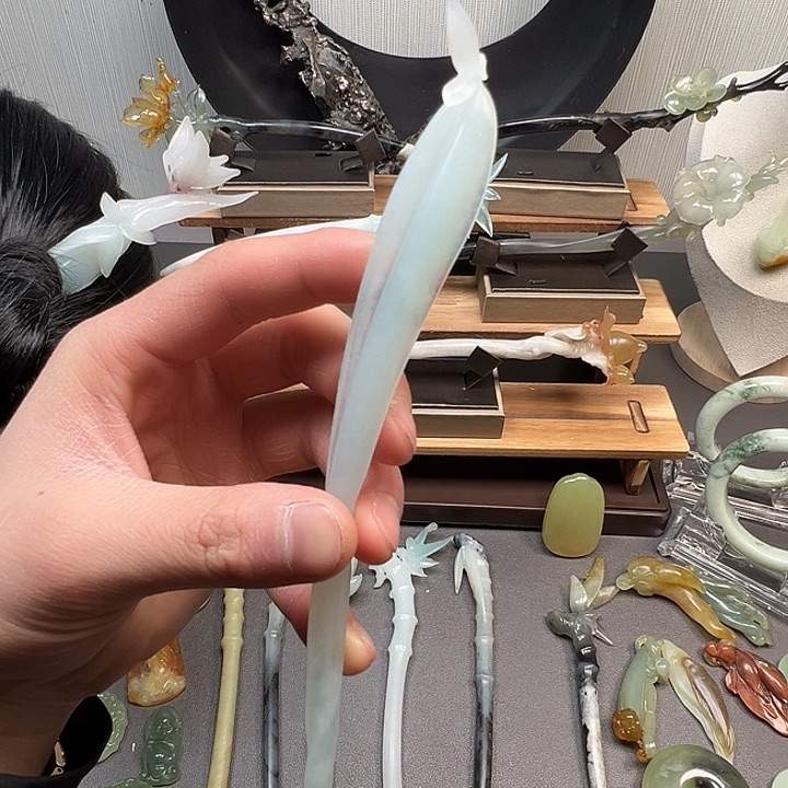 蛇纹石玉未镶嵌发簪