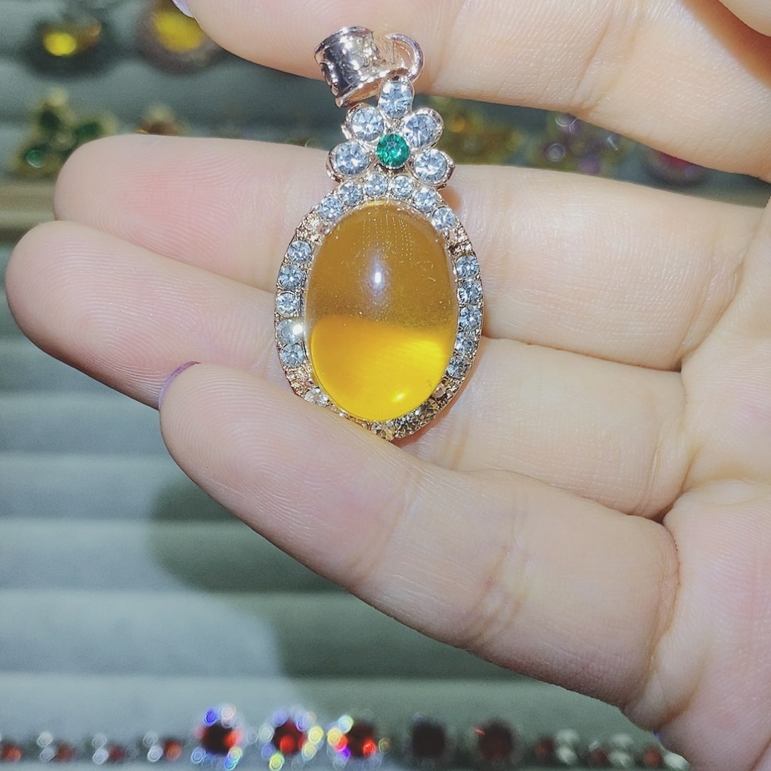 【闪购商品】托帕石耳饰银S925镶嵌
