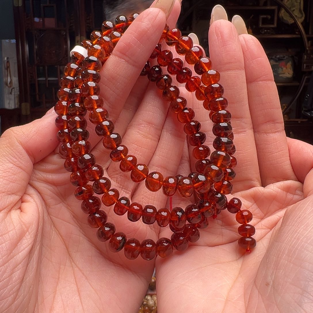 琥珀裸石未镶嵌抚顺琥珀20241。7mm