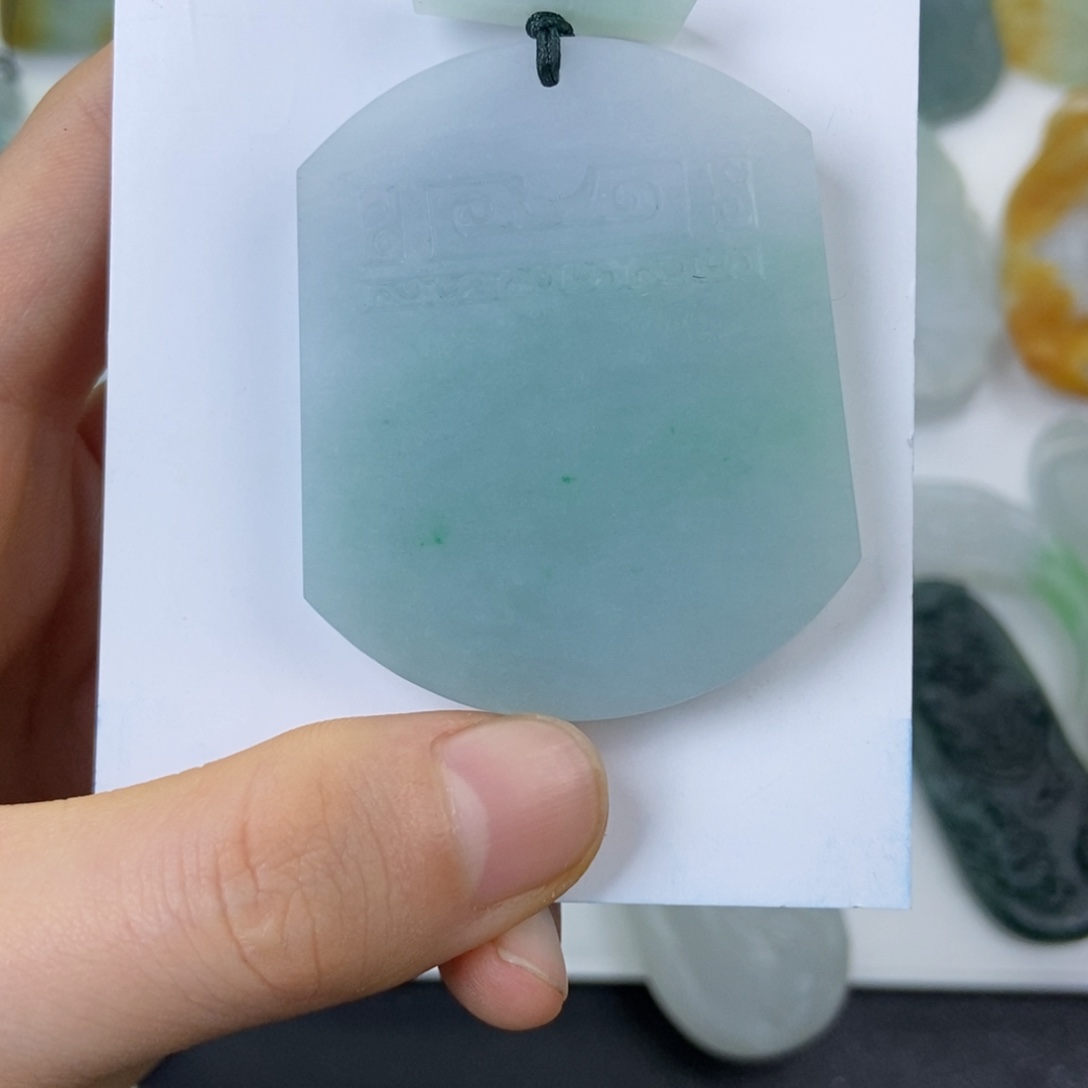 定制翡翠未镶嵌雾***圆