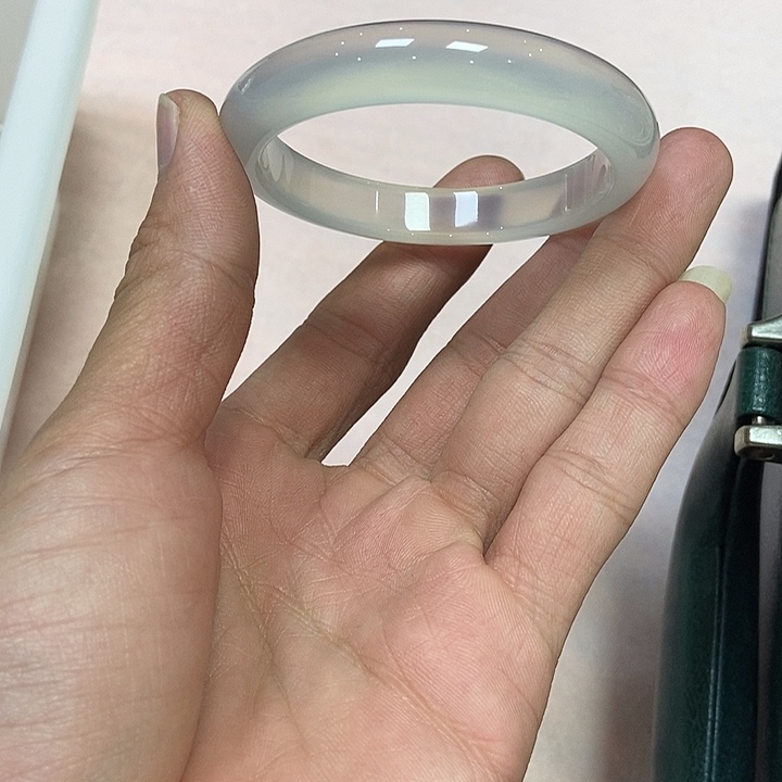 玛瑙/玉髓手镯未镶嵌谦****716