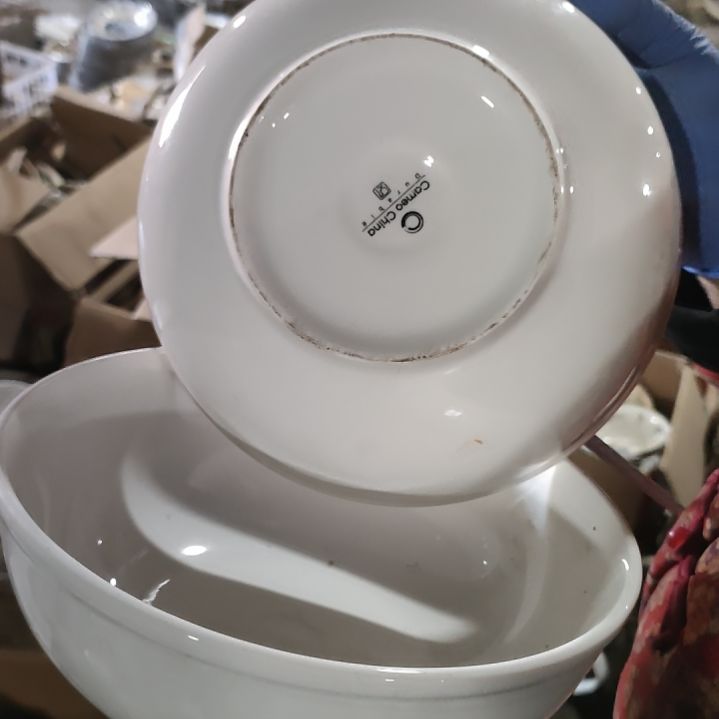 摆件陶瓷盘子碗啥都有