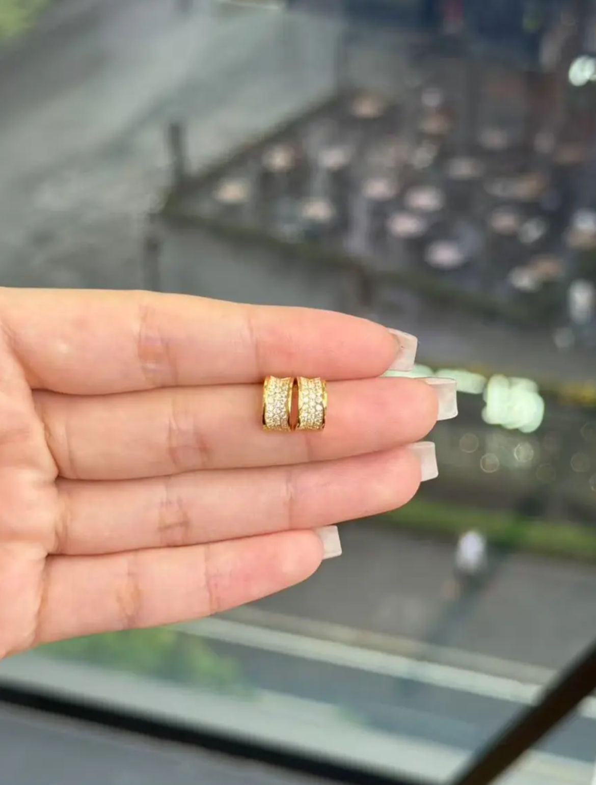 足金999 预 小蛮腰直针耳钉