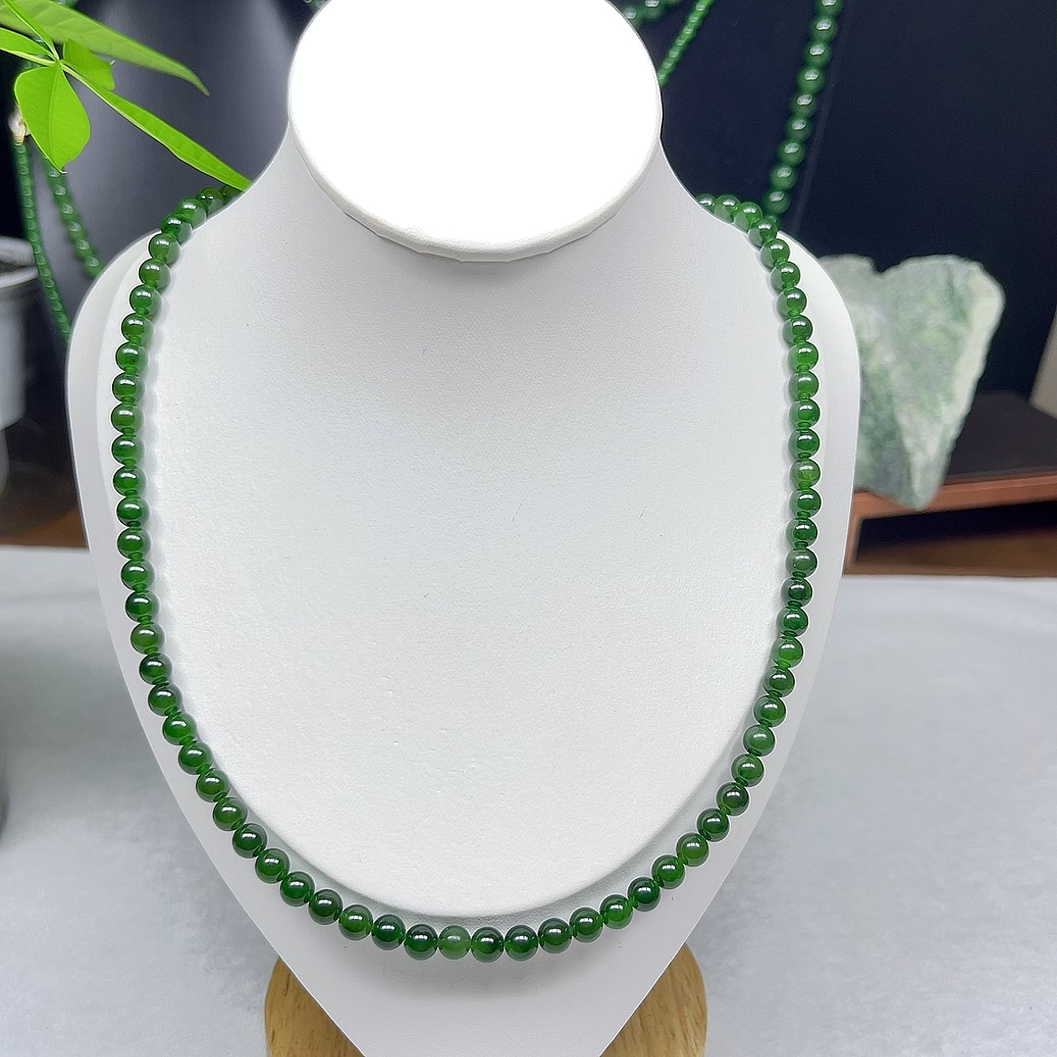 俄罗斯碧玉±6MM百搭毛衣链小矿点妈妈链绿色时尚气质小米珠素款
