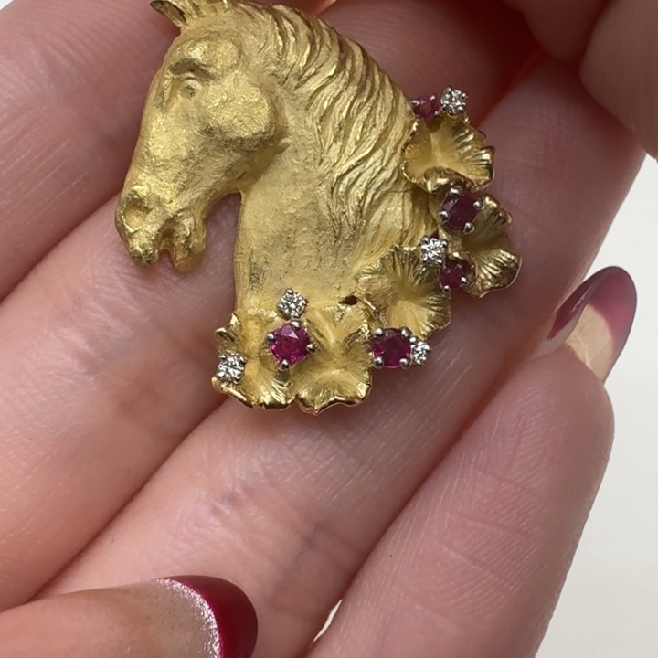 红宝石颈饰未镶嵌