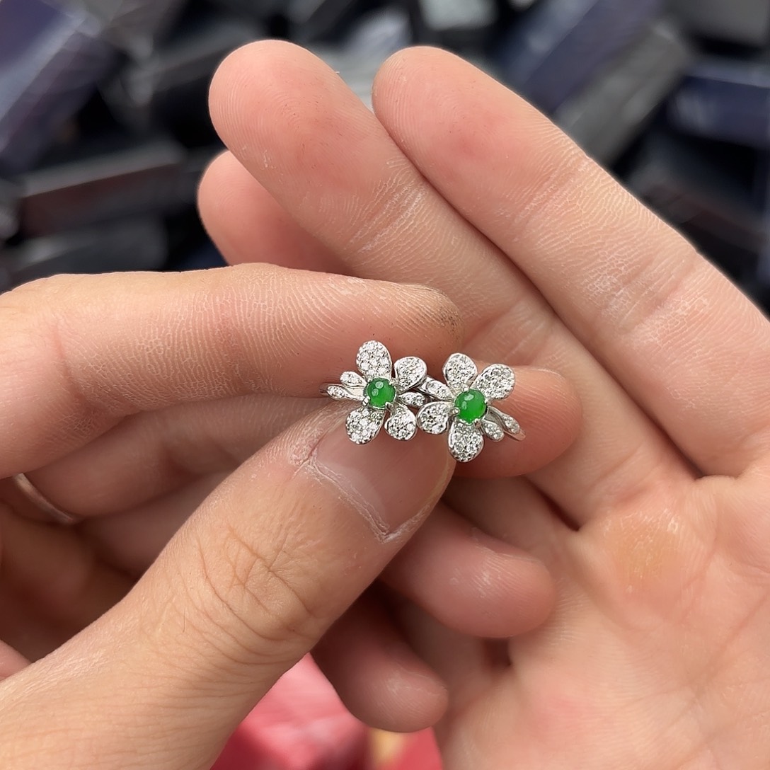 翡翠戒指银S925镀金镶嵌