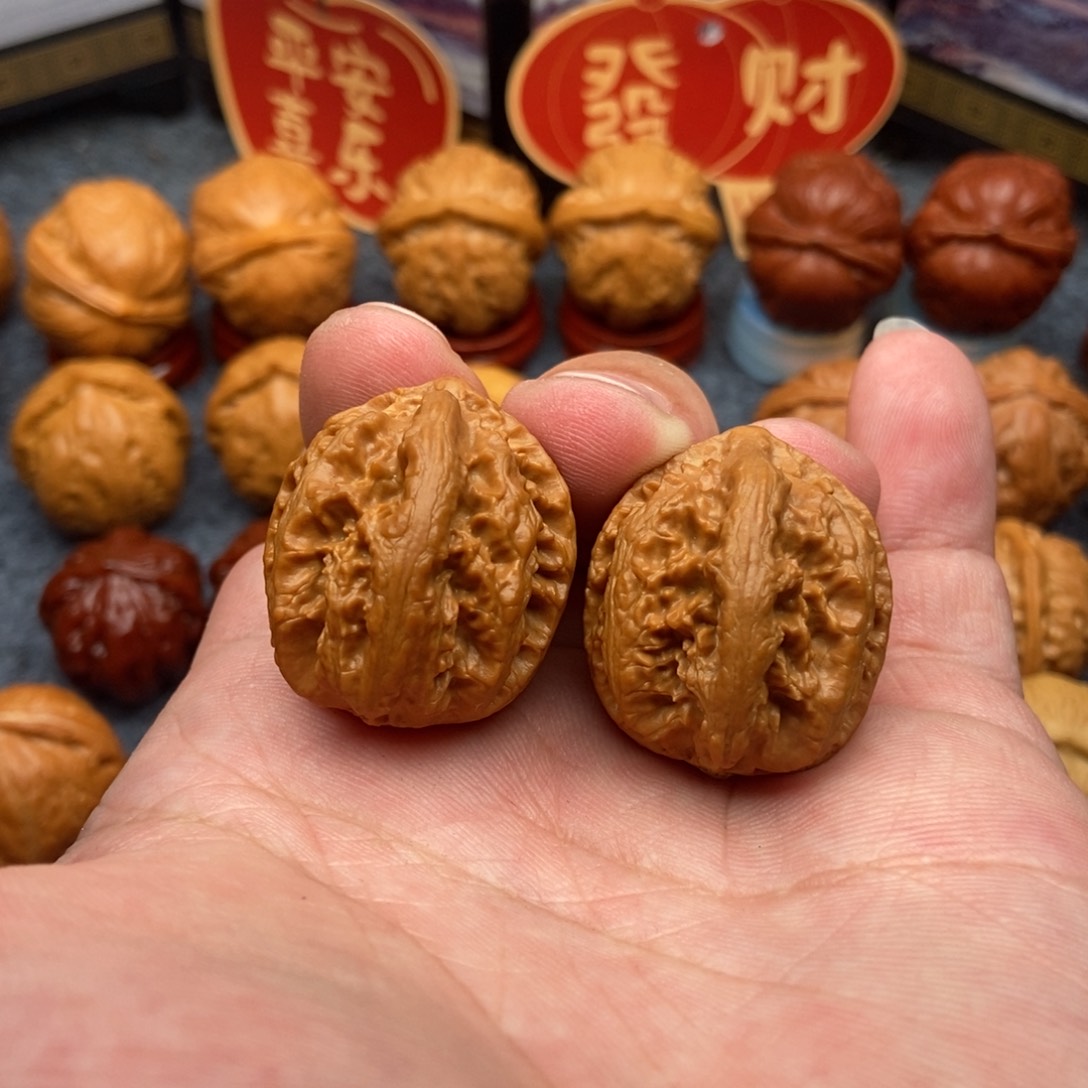 文玩核桃把件京八棱