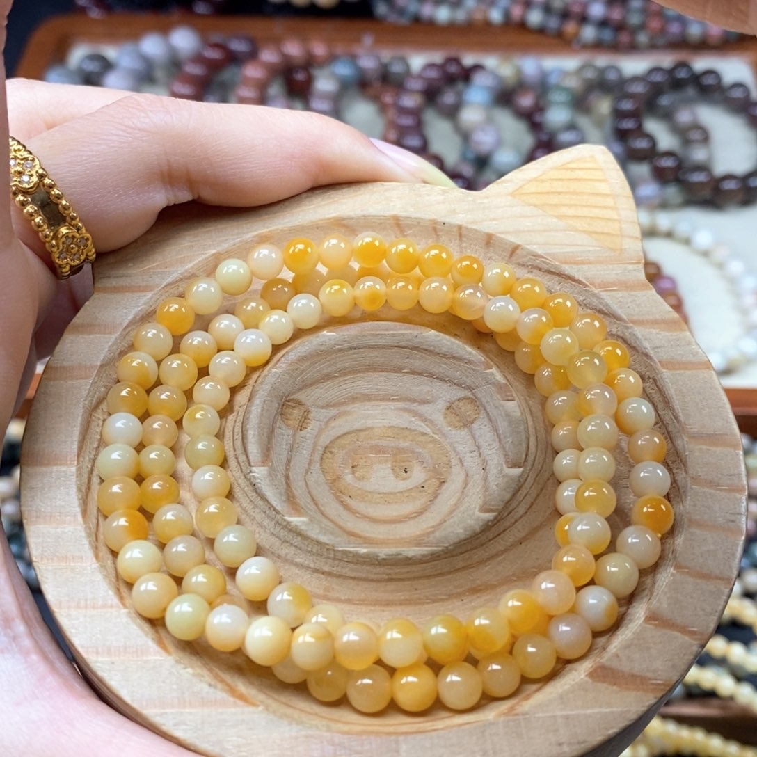 石英岩玉手链未镶嵌a*e