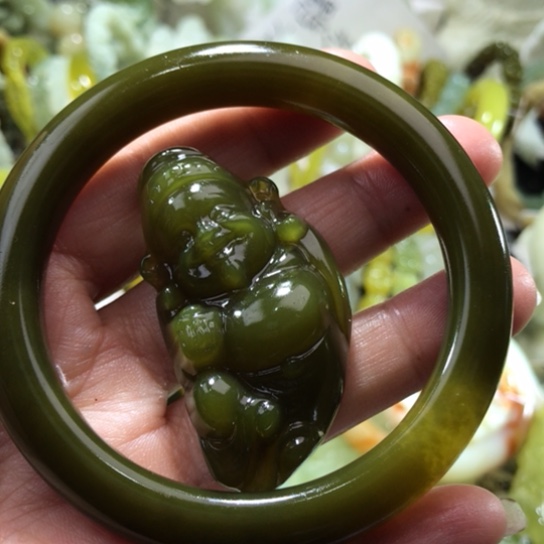 岫玉未镶嵌手镯58