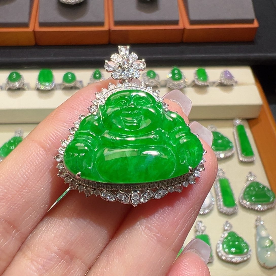 翡翠颈饰18K金镶嵌元**悦收到货48小时鉴赏期