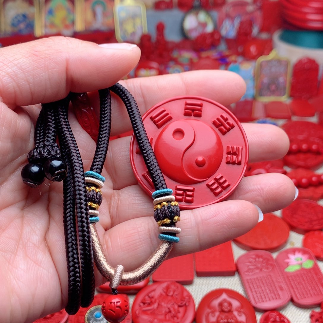 天然辰砂工艺品朱砂吊坠