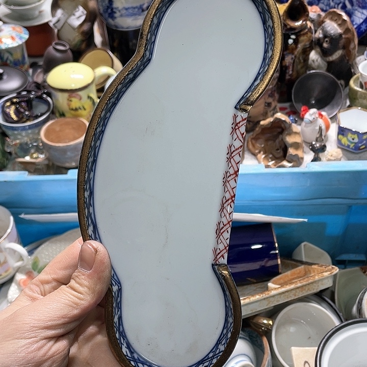 瓷片在这方面是一件非常