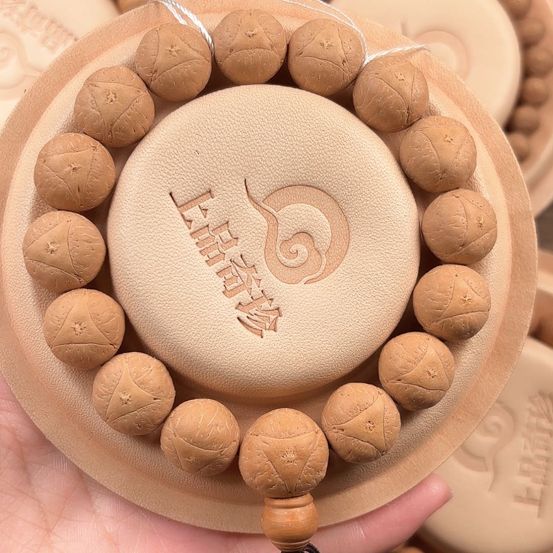 凤眼菩提手串领****备16龙球