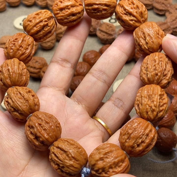 文玩核桃吊坠粗筋八棱