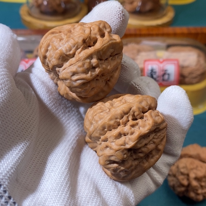 文玩核桃吊坠暴力蛙