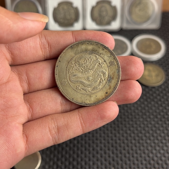 大头龙洋船洋工业品