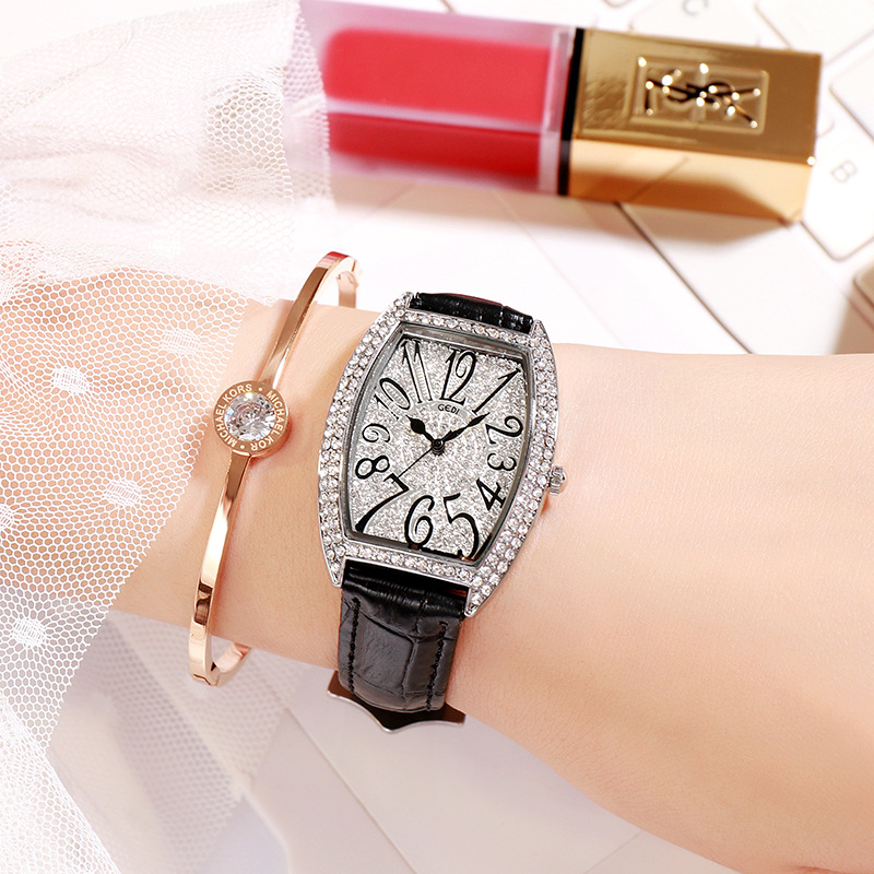 热销复古女士手表真皮防水酒桶形潮流石英表带气质手表女款防水