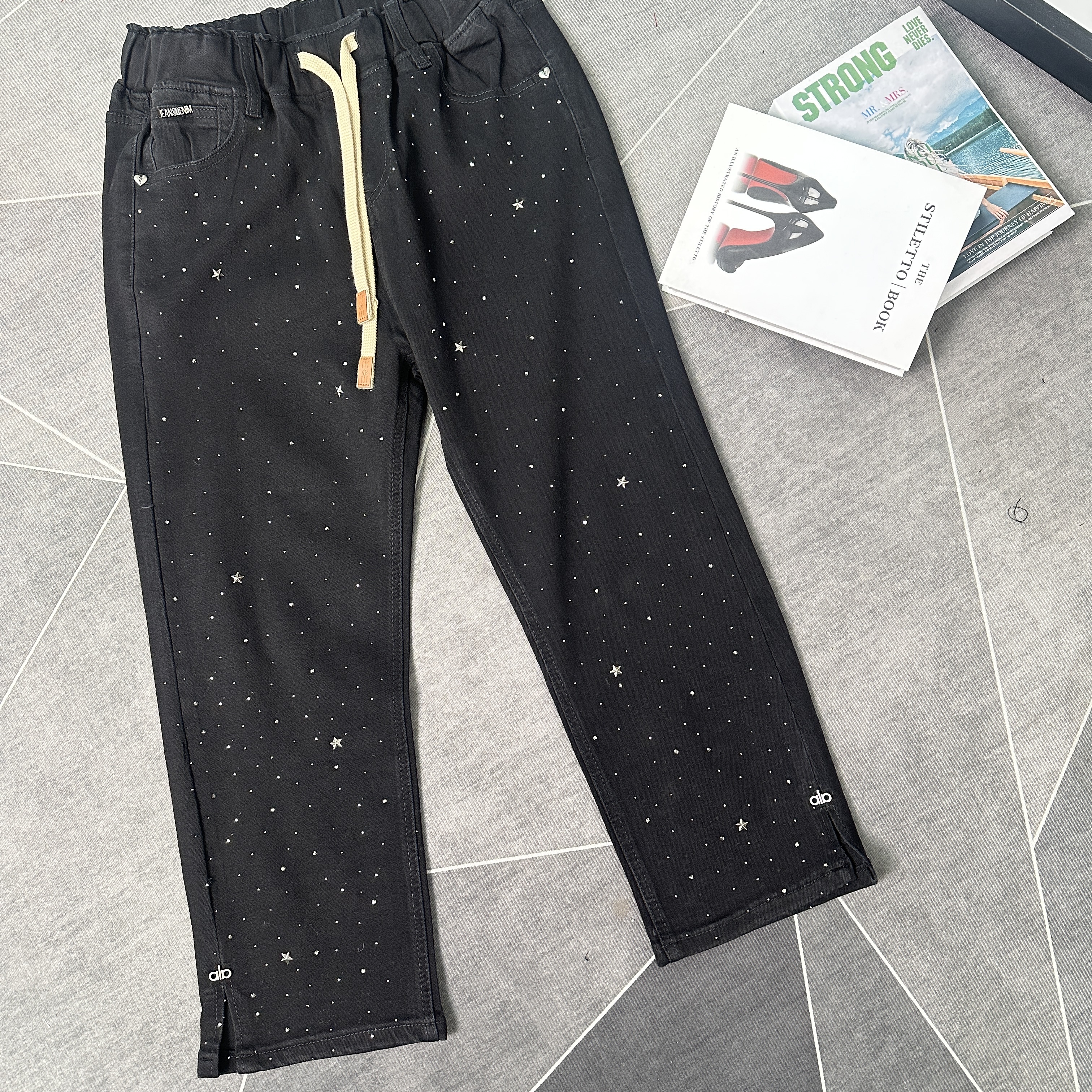 【莱正雅】26春季新款立体剪裁设计感牛仔裤-8307