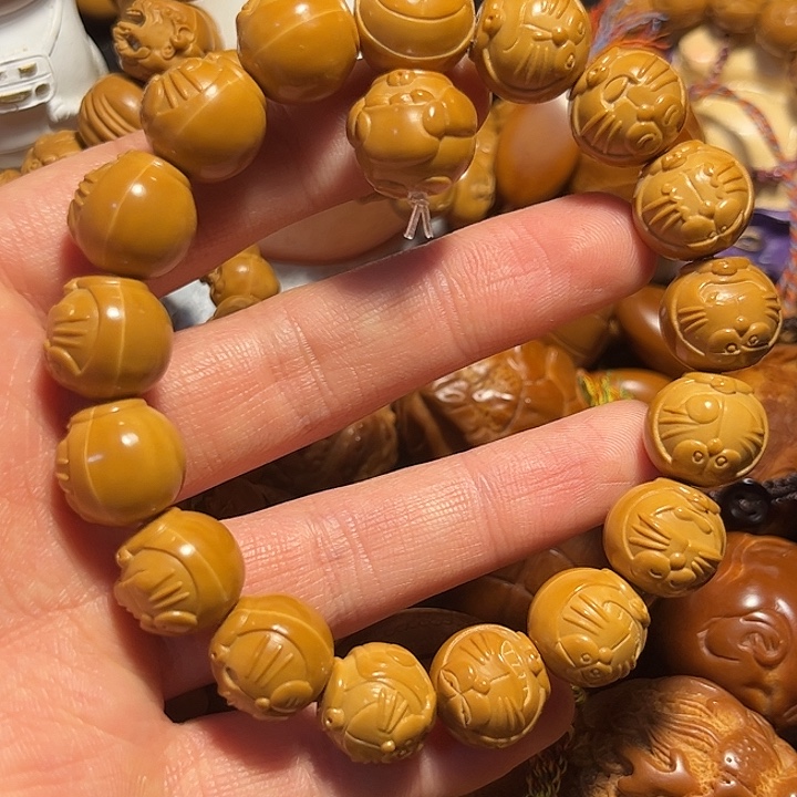 手串/手链橄榄核猴头哆啦A梦