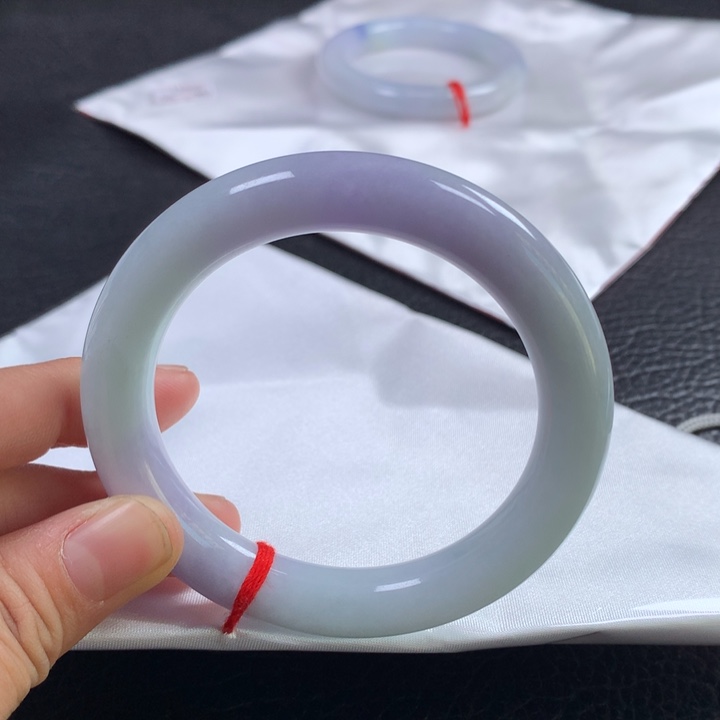 翡翠未镶嵌手镯（圆镯）58圈